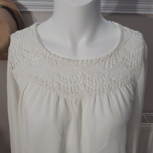 Lace Sweetheart Boho Blouse- Beige- Small- by Forever 21 - Picture 10 of 12